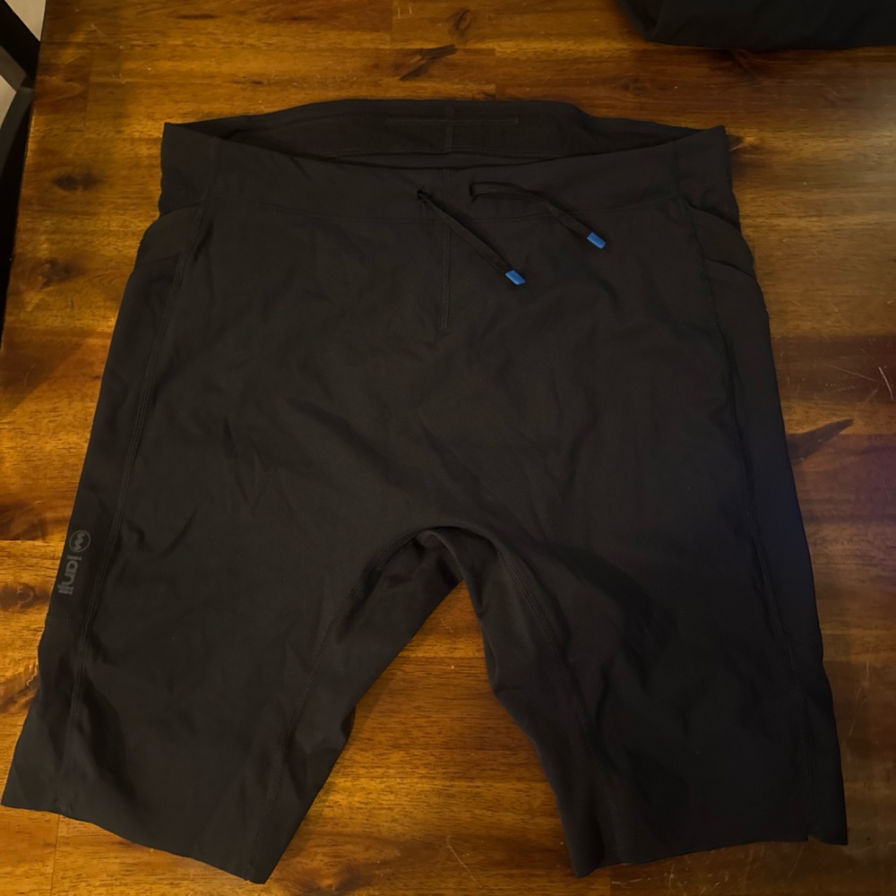 Janji Black Performance Shorts
